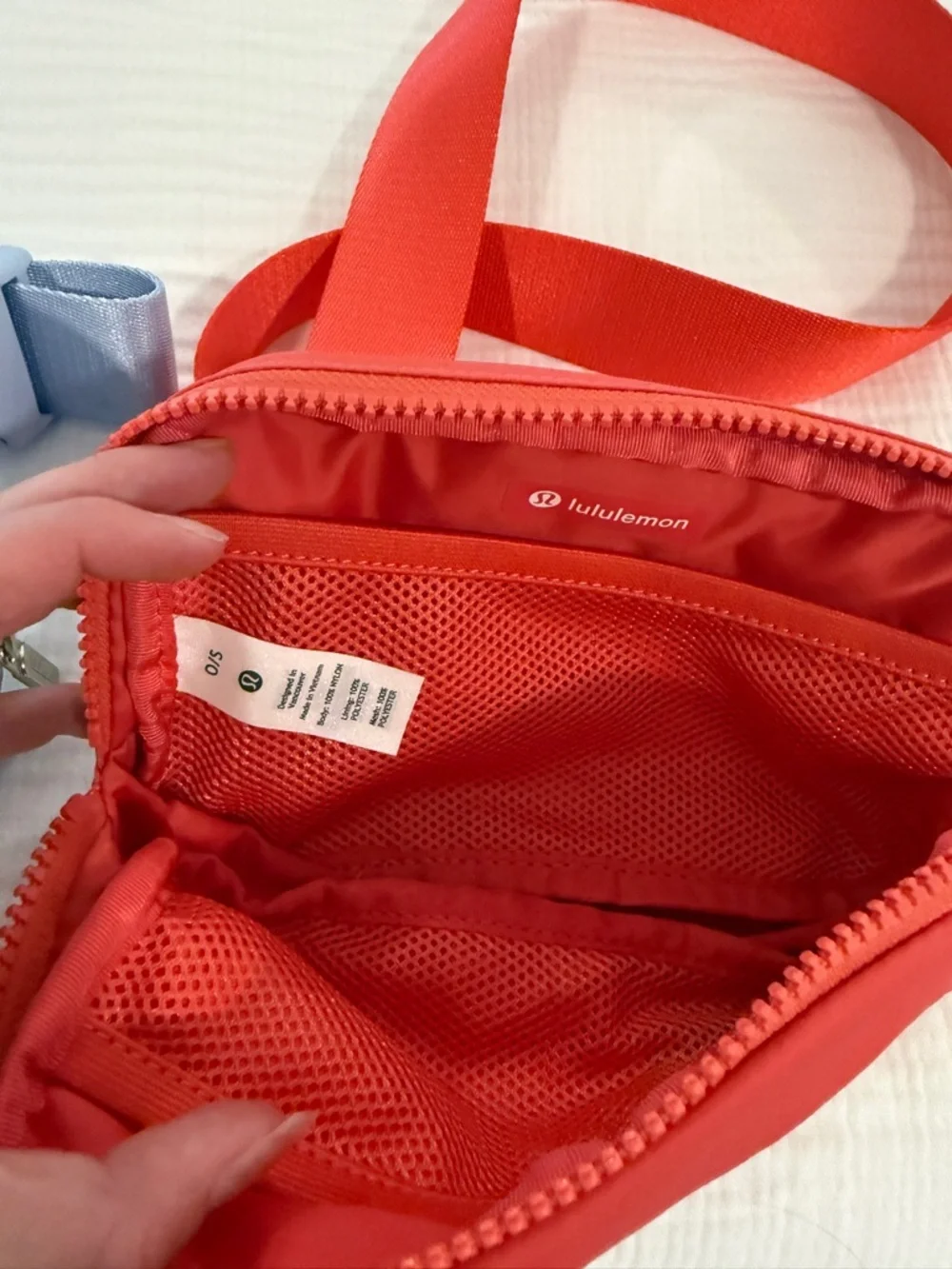 Lululemon Light Blue & Raspberry Belt Bags - Picture 4 of 4